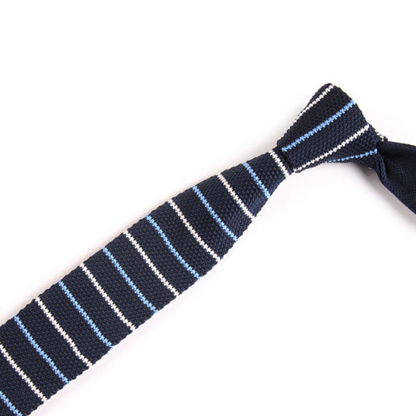 紺-縞柄-ニット-ネクタイ-ニットタイプ-全長-約141cm-剣幅-約5cm-さわやか系-ダークカラー-男女-祝-おしゃれ-かわいい-結婚式-カジュアル-シンプル-スーツ-人気-プレゼント-ギフト-入園式-入学式-成人式