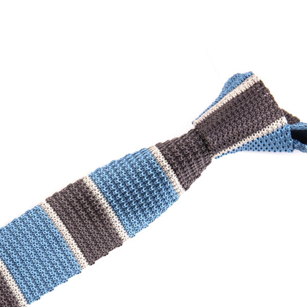 水色-灰色-縞柄-ニット-ネクタイ-ニットタイプ-全長-約141cm-剣幅-約5cm-クール系-清涼感-男女-祝-おしゃれ-かわいい-結婚式-カジュアル-シンプル-スーツ-人気-プレゼント-ギフト-入園式-入学式-成人式