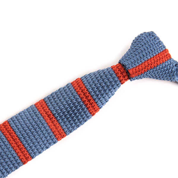 水色-赤色-縞柄-ニット-ネクタイ-ニットタイプ-全長-約141cm-剣幅-約5cm-クール系-清涼感-男女-祝-おしゃれ-かわいい-結婚式-カジュアル-シンプル-スーツ-人気-プレゼント-ギフト-入園式-入学式-成人式