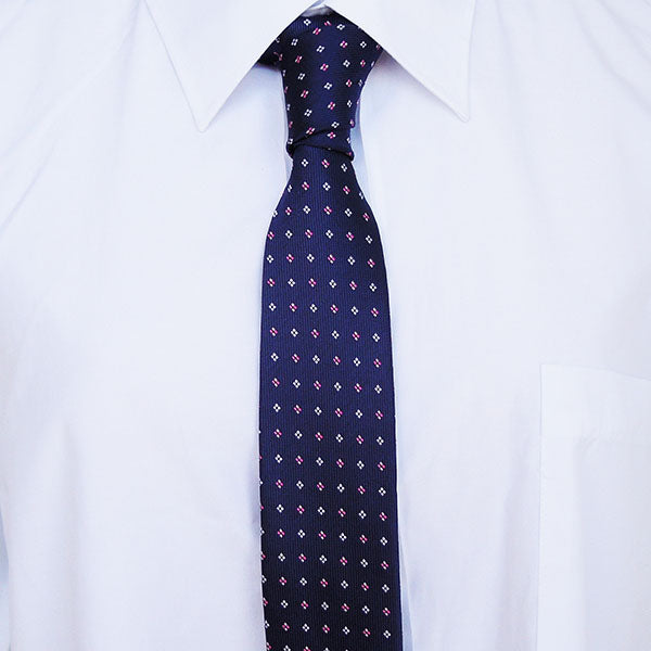 紺-ベース-紫-白-点々-柄-ネクタイ-ポリエステル-100-全長-約143cm-剣幅-約6cm-スタイリッシュ系-清涼感-男女-祝-おしゃれ-かわいい-結婚式-カジュ-シンプル-スーツ-人気-プレゼント-ギフト-入園式-成人式