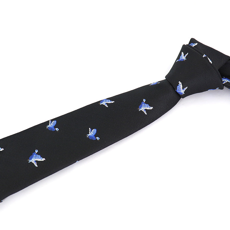 ブラック生地-青い鳥-刺繍-可愛い-動物-ネクタイ-ペット-ポリエステル-全長-約-145cm-剣幅-約-6cm-おしゃれ-かわいい-結婚式-カジュアル-シンプル-スーツ-人気-プレゼント-ギフト-春-成人式