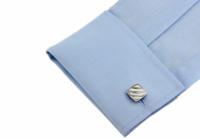 曲線-シェル-カフスボタン-白系-ホワイト-男女-カフリングス-営業マン-かわいい-結婚式-カジュアル-スーツ-人気-プレゼント-入園式-入学式-成人式