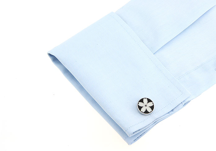 桜の花びら-黒-白-カフスボタン-ホワイト-男女-カフリングス-営業マン-おしゃれ-スーツ-人気-プレゼント-ギフト-カフス専門店