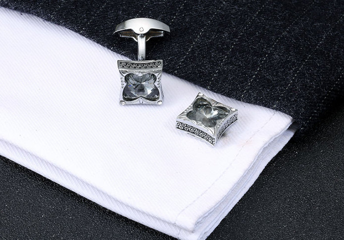 蝶々-モチーフ-デザイン-きらきら-カフリングス-色-銀色-カフスボタン-シルバー-男女-おしゃれ-かわいい-昆虫-蝶々-結婚式-プレゼント-入園式-入学式-成人式-カフス専門店