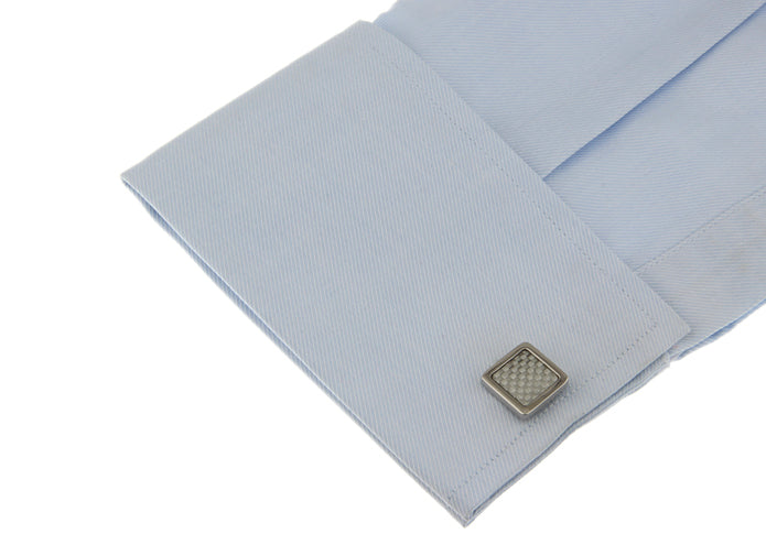 編み模様-カフスボタン-灰色-ダーク系-男性-カフリングス-クール系-スクエア-おしゃれ-プレゼント