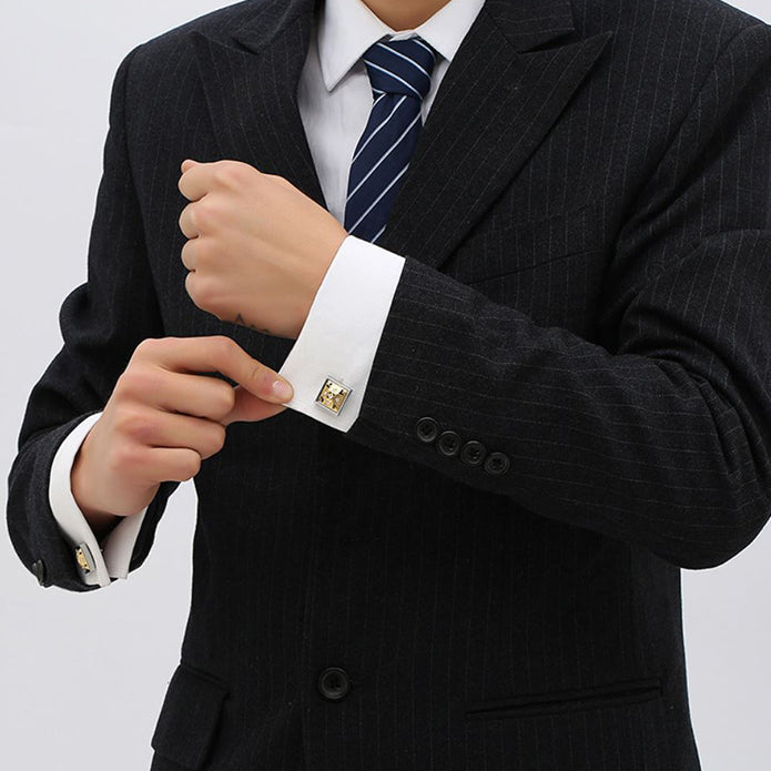 細やかな-細工-施された-色-シルバー-ゴールド-四角いカフス-おしゃれ-男女-かわいい-結婚式-スーツ-人気-カフリングス-プレゼント-ギフト-入園式-入学式-成人式