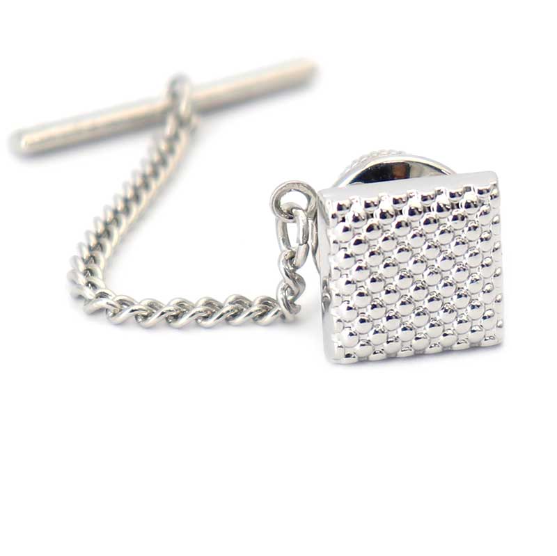 ■四角い ネクタイピン 【 銀色 】 （ タイタック ラペルピン ） チェーン付 ■ シルバー系 男女 カフリングス 営業マン