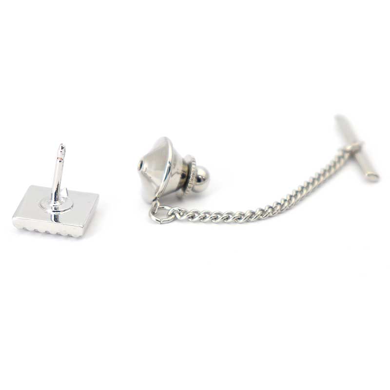 ■四角い ネクタイピン 【 銀色 】 （ タイタック ラペルピン ） チェーン付 ■ シルバー系 男女 カフリングス 営業マン