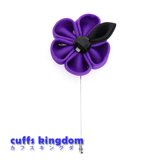 紫色に黒のワンポイト-お花のラベルピン-紫色-工芸-コサージュ-ブローチ-男女-プレゼント-おしゃれ-スーツ