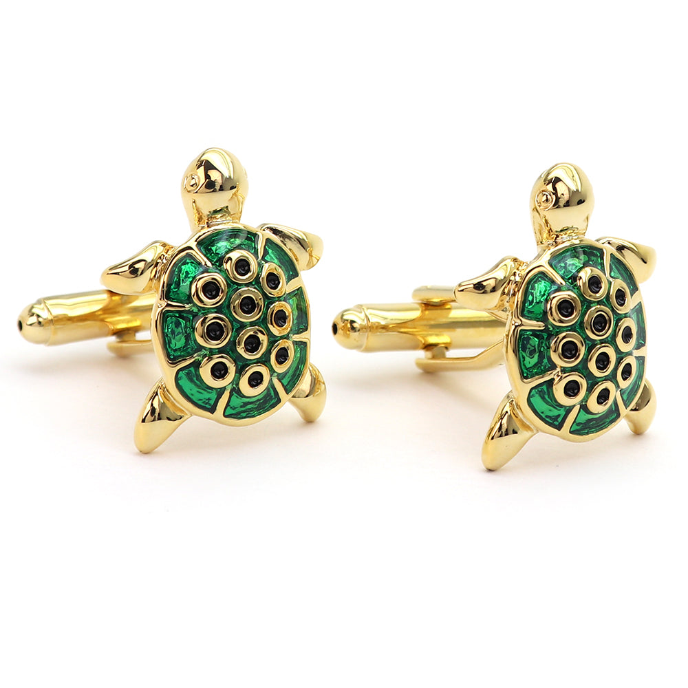 黄金 みどり 亀 カフスボタン ( 甲羅部分綺麗なガラス細工 ) 【 緑系 グリーン 男女 カフリングス 営業マン おしゃれ かわいい 結婚式 カジュアル シンプル スーツ 人気 プレゼント ギフト 入園式 入学式 】