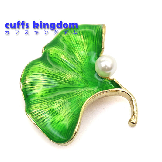 イチョウの葉 ブローチ グリーン ファッション コサージュ ピン エレガント 可愛い おしゃれ アクセサリー プレゼント 贈り物 メンズ レディース 子供 ジュエリー カフス専門店
