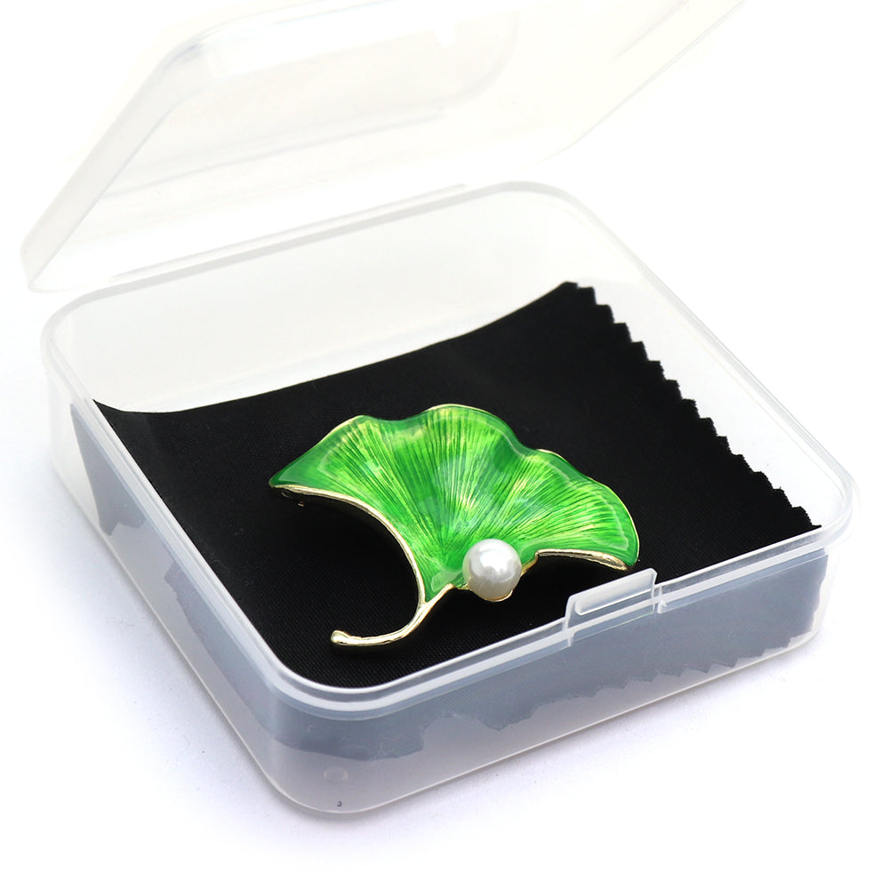 イチョウの葉 ブローチ グリーン ファッション コサージュ ピン エレガント 可愛い おしゃれ アクセサリー プレゼント 贈り物 メンズ レディース 子供 ジュエリー カフス専門店