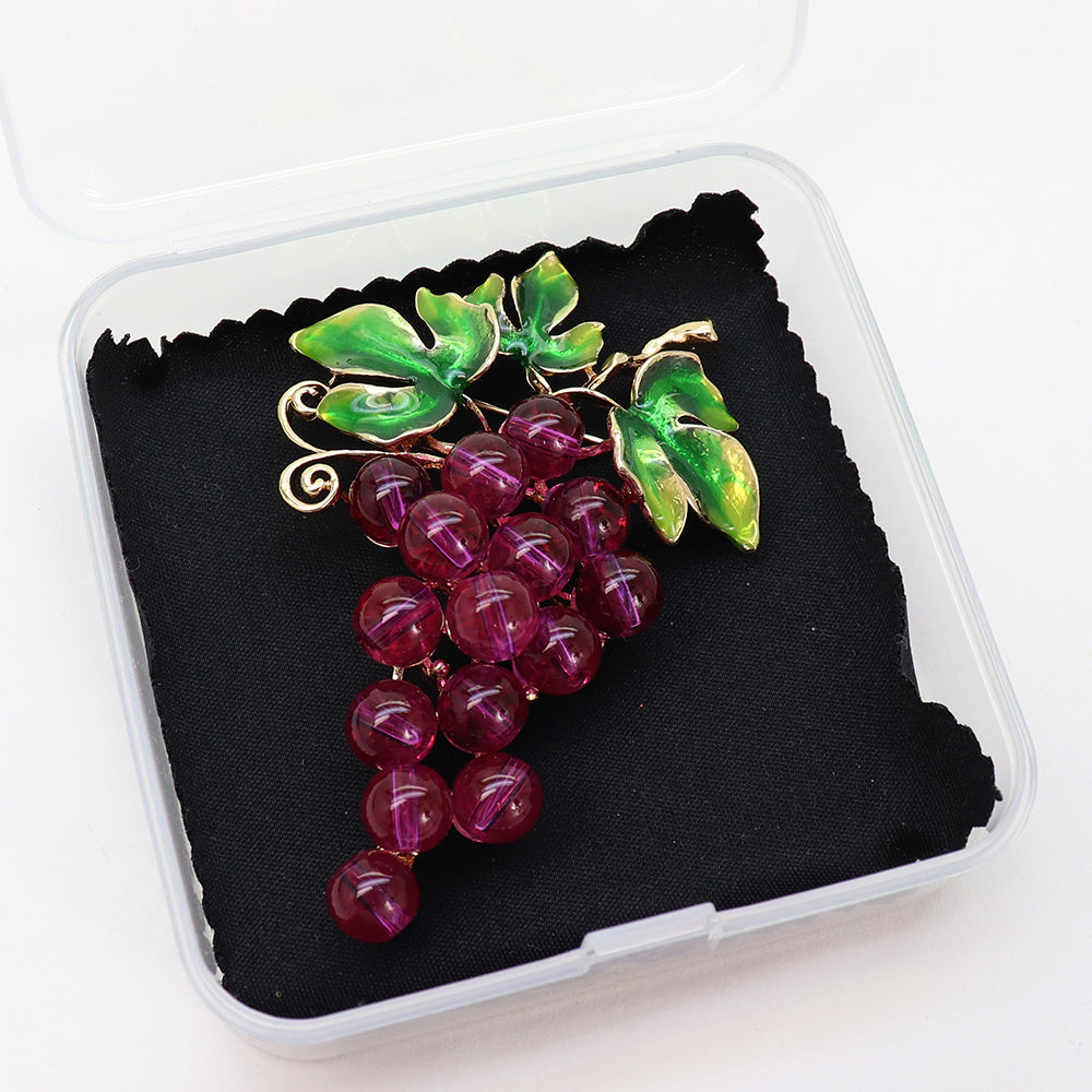 ぶどう ブローチ 葡萄 パープル フルーツ 果物 ゴールドカラー 大ぶり 上品 華やか アクセサリー バッグ 帽子 ストール プレゼント ギフト