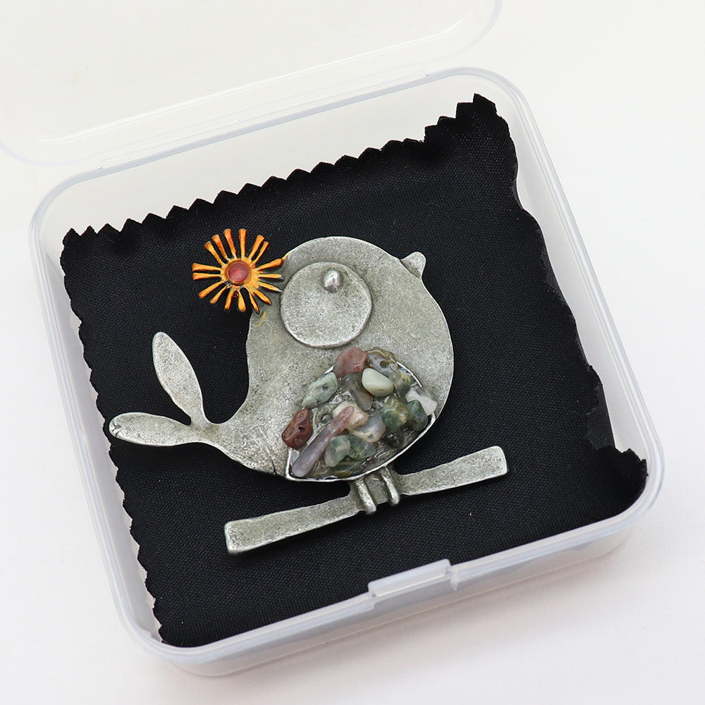 小鳥 ブローチ カラーストーン風 バード 鳥  花 アンティーク調 レトロ アクセサリー かわいい おしゃれ シルバーカラー バッグ 帽子 ストール ギフト
