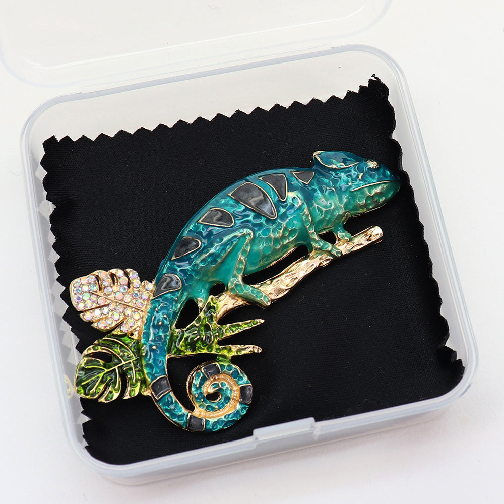 ブルー グリーン カメレオン ブローチ ラインストーン 葉っぱ トカゲ 爬虫類 動物 アクセサリー 個性的 バッグ 帽子 ストール 存在感 プレゼント ギフト