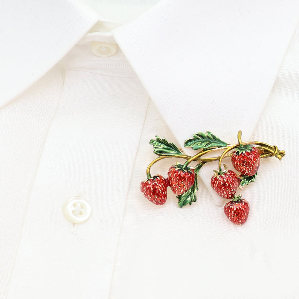 いちご ブローチ ストロベリー 苺 果実 フルーツ 葉っぱ ゴールド レッド グリーン 華やか アクセサリー かわいい バッグ 帽子 ストール プレゼント ギフト