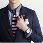 スーツをオシャレに飾る-ポケットチーフ-赤-青-点模様-織り込まれた-ホワイト-ポケットチーフ-胸-ポケット父の日-簡単-おしゃれ-ギフト-オススメ-正装-通販-遊び心-大人-結婚式-披露宴-婚活-お見合い-パーティー